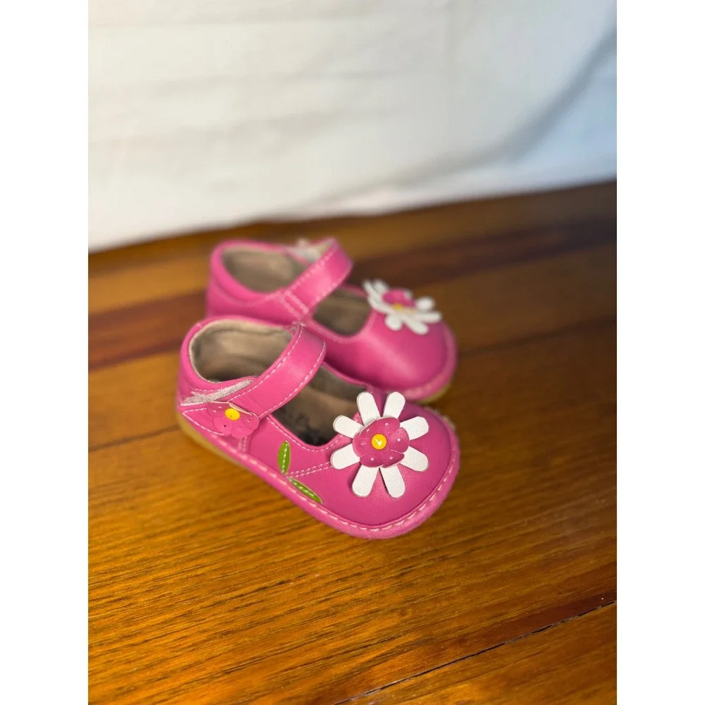 Little Mae's Boutique Pink Leather Daisy Mary‎ Jane Shoes Toddler Size 4